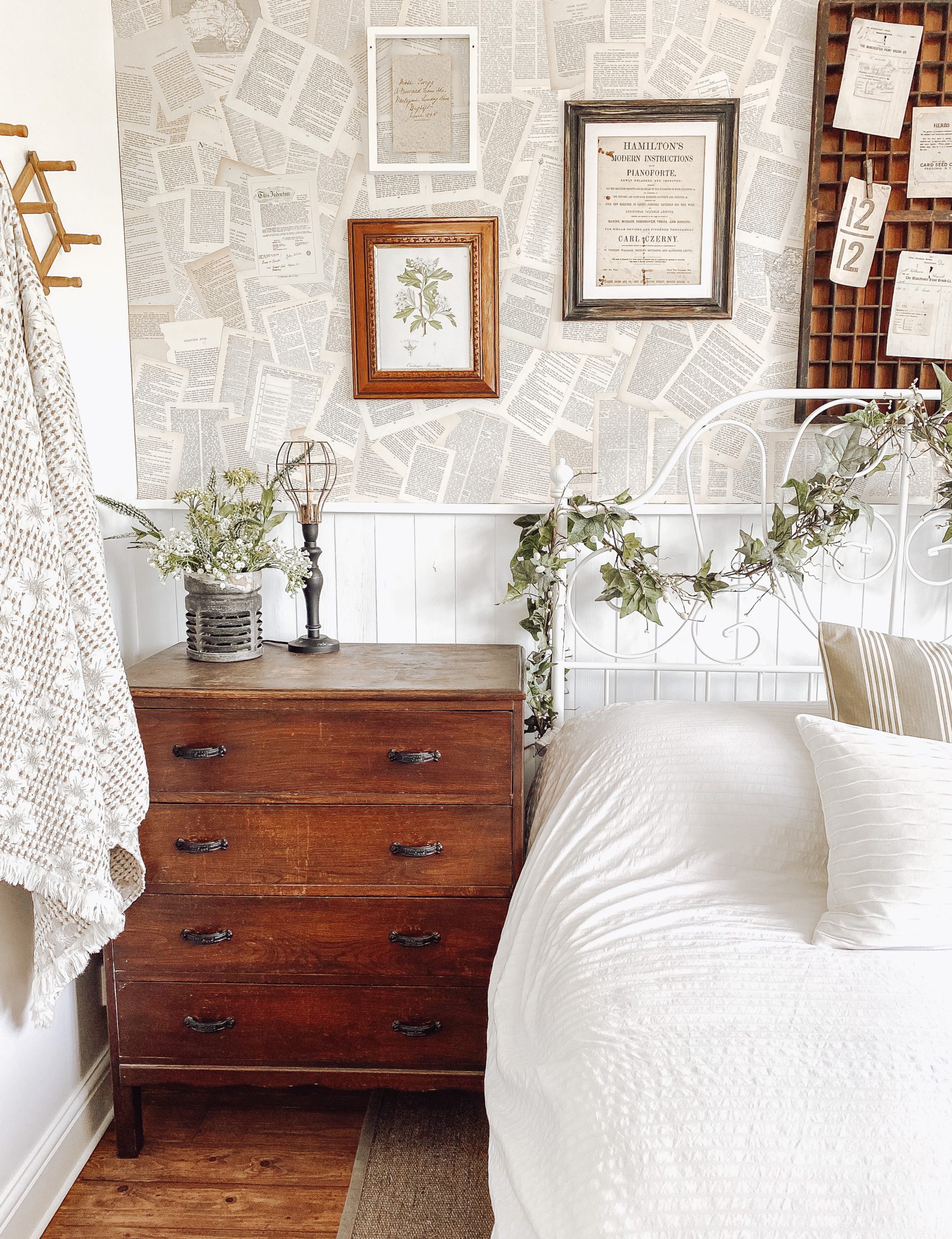 DIY BOOK PAGE WALL Making Home Matter